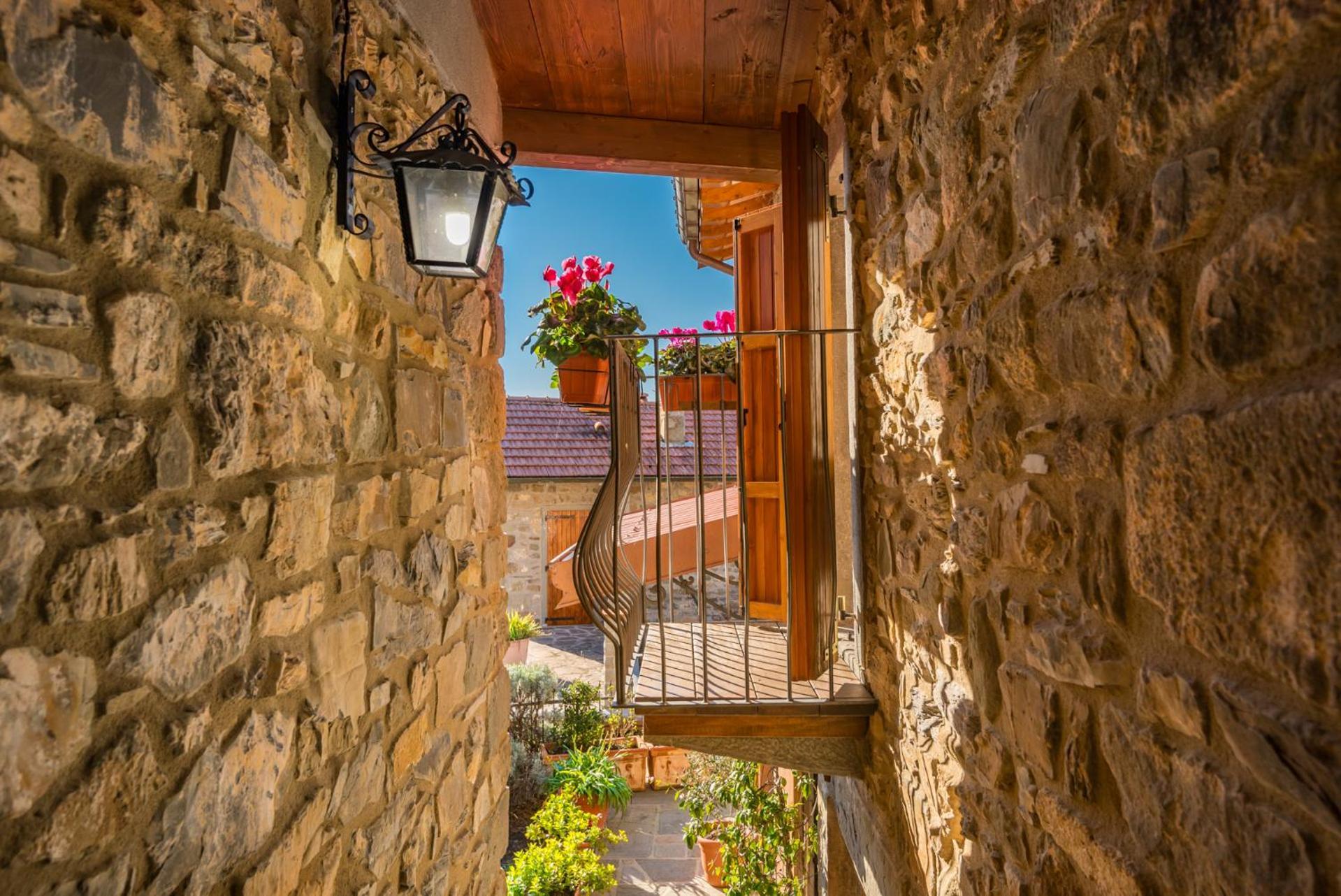 Vivi Luxury Country House Comano  المظهر الخارجي الصورة