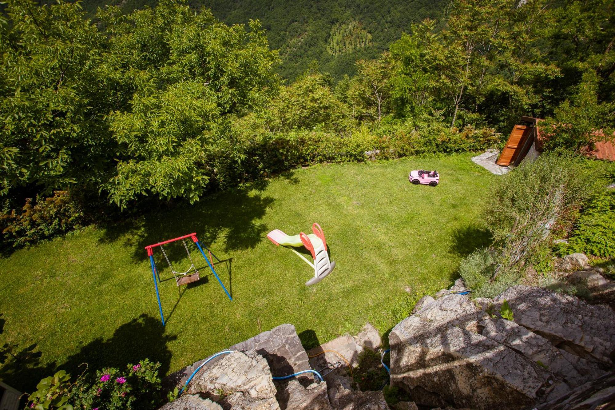 Vivi Luxury Country House Comano  المظهر الخارجي الصورة